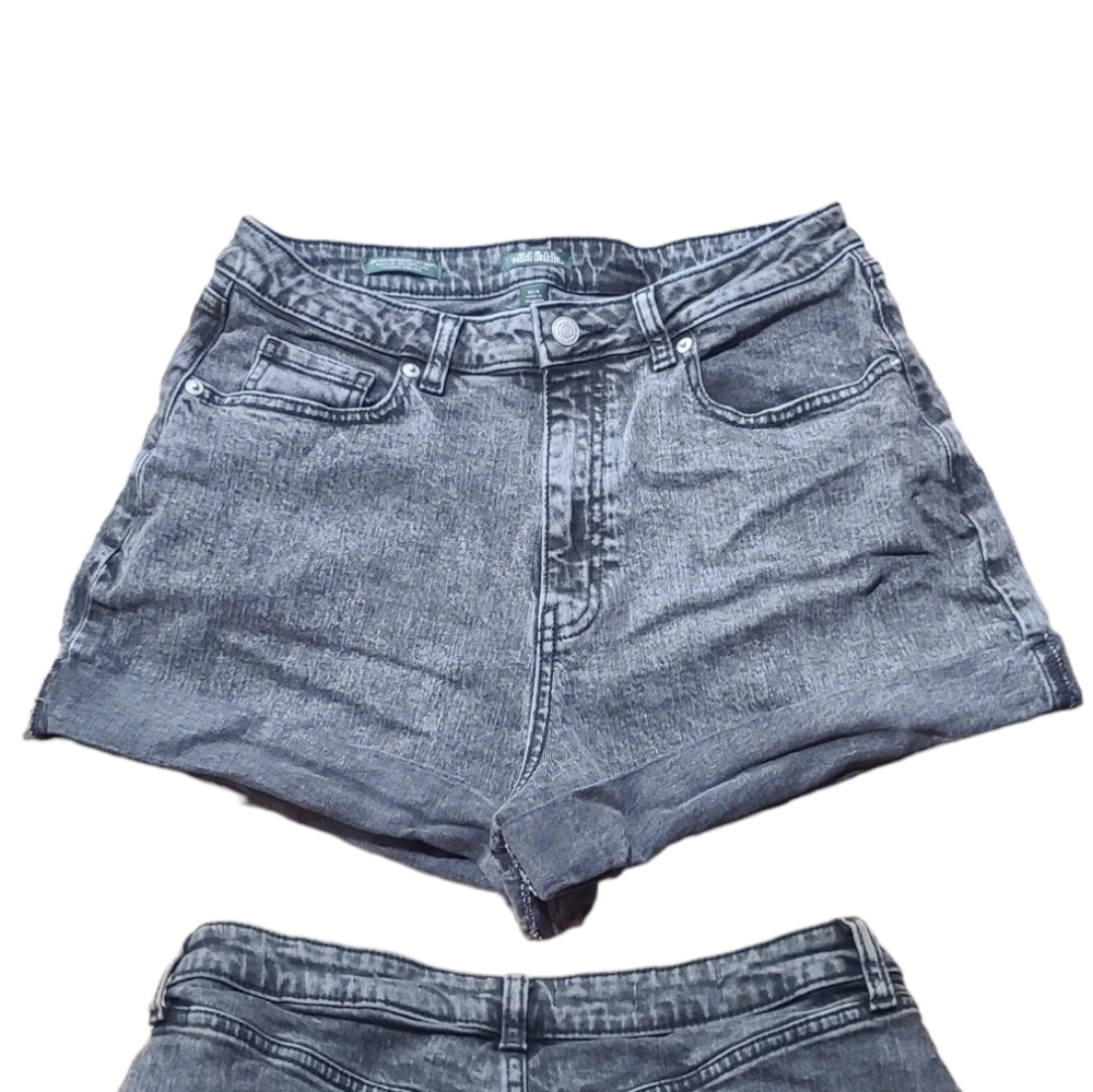Wild Fable Black Washed Denim Jean Shorts Size 10